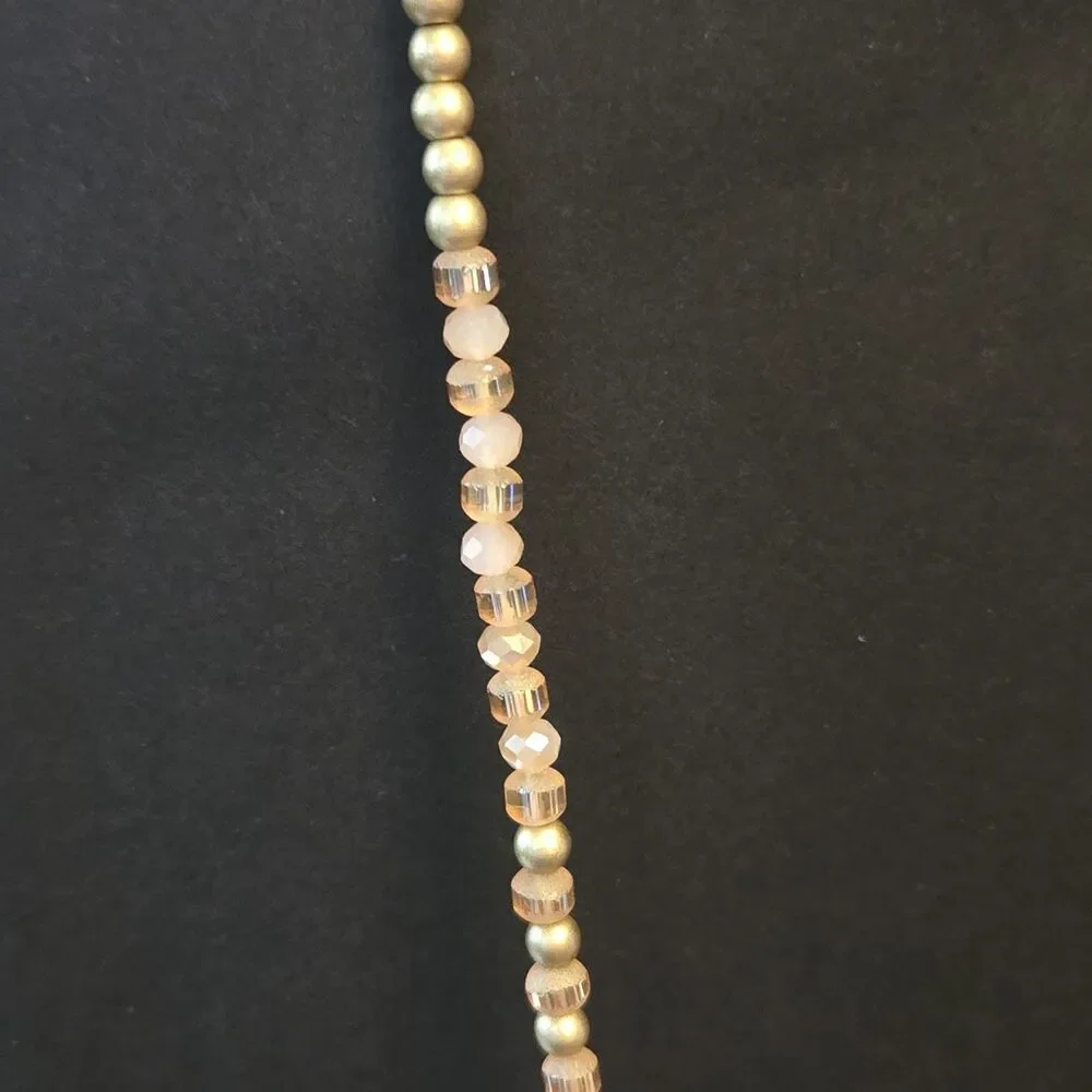 Rose Quartz & Gold Tone‎ Charms Pendant On A Multi Beaded Necklace Unmarked 34